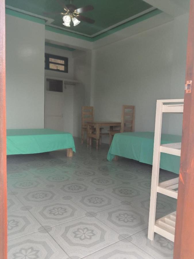 Amaka Inn And Transient House Nueve Ecija Sampaloc  外观 照片